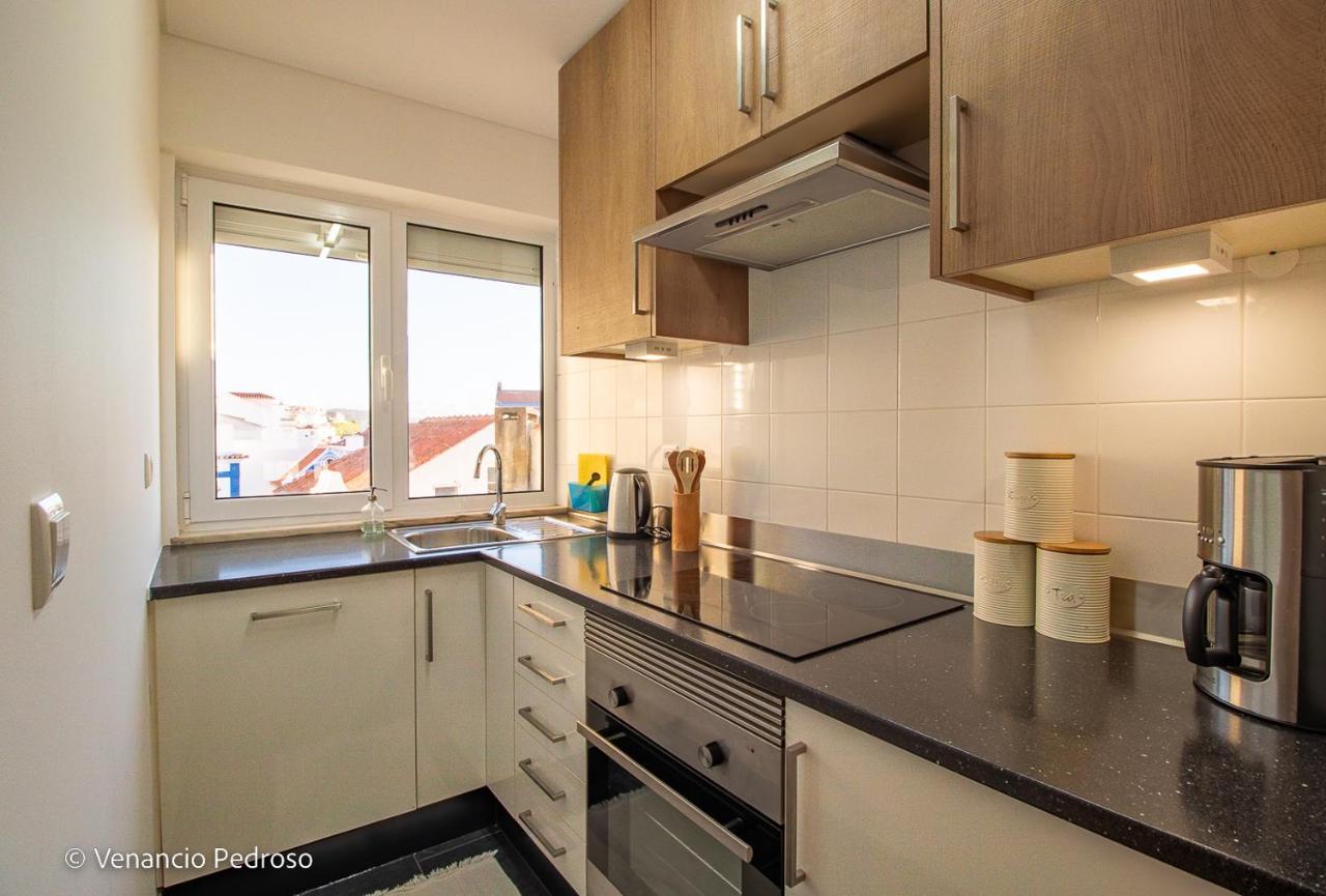Ferienwohnung Nesha Ericeira Flats Exterior foto